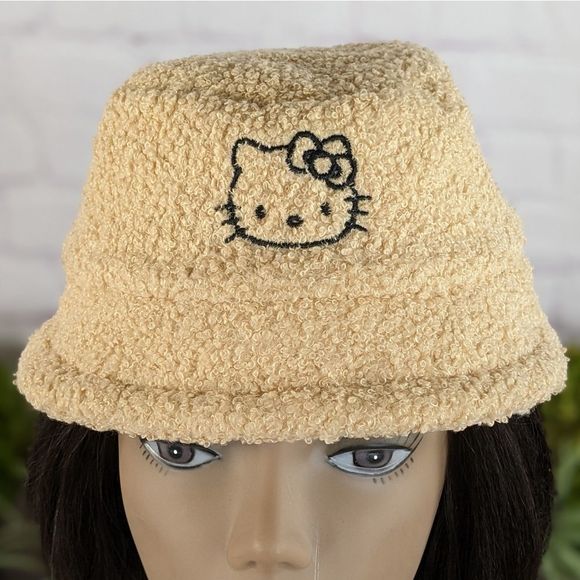 Hello Kitty Accessories - Embroidered Hello Kitty Bucket Hat